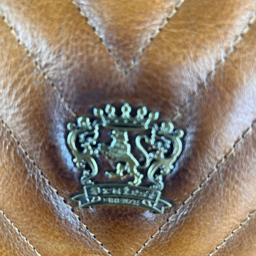 Pratesi Firenze Italian Leather Quilted Handbag Cognac Brown Lion Crest NWT